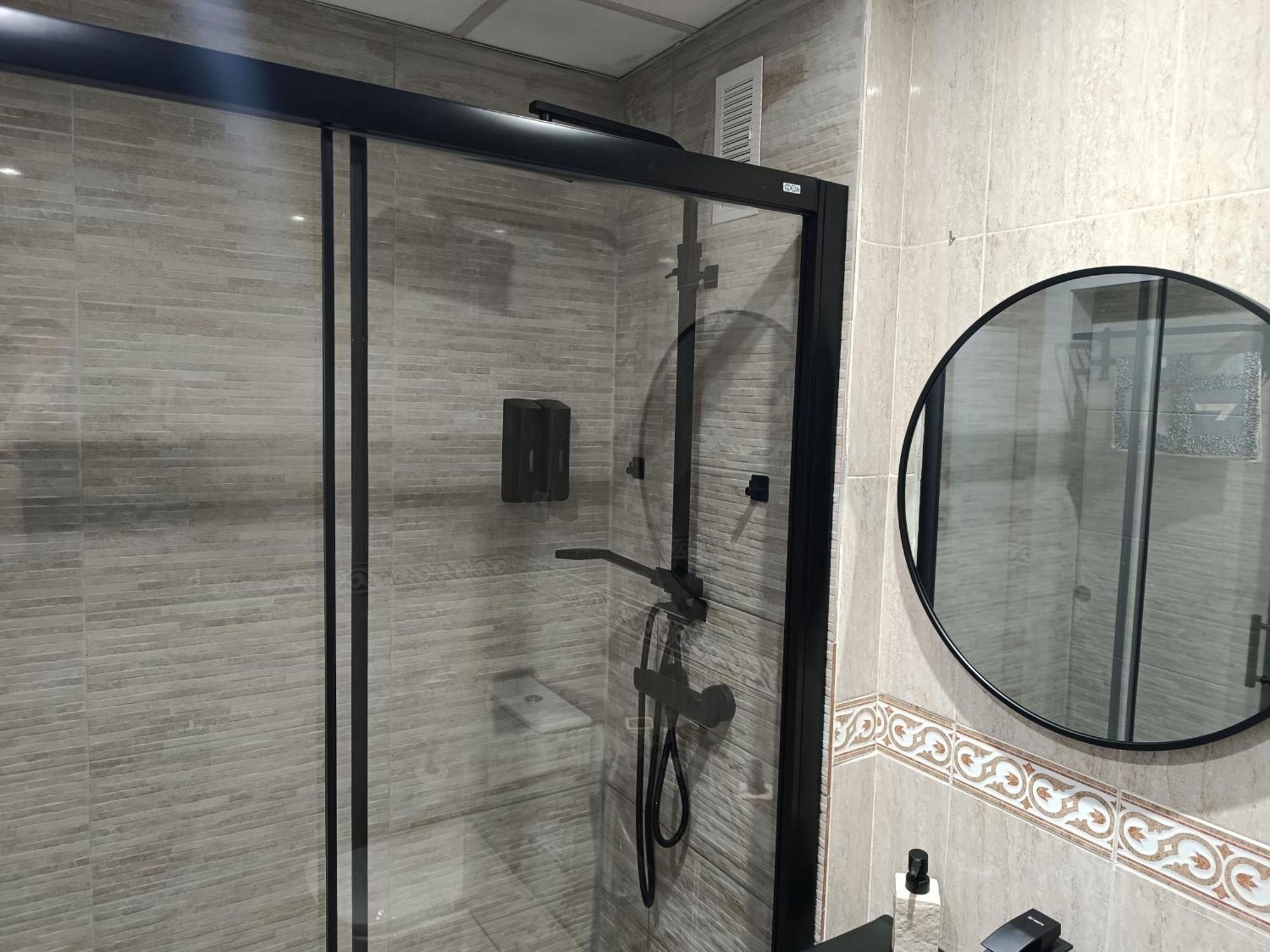 Apartamento Centrico En Malaga Luaran gambar